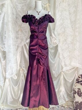 Vintage Plum Taffeta Mermaid Gown ✧ Ruched Bodycon Maxi Dress ✧ 90s Formal Prom